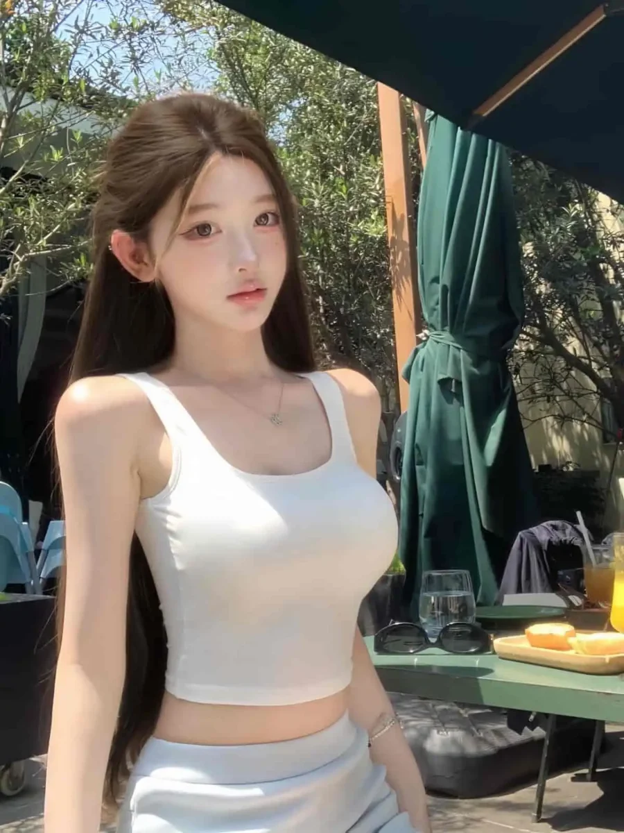  kwun-tong-perimeter-167cm-e-cup-student-portrait 