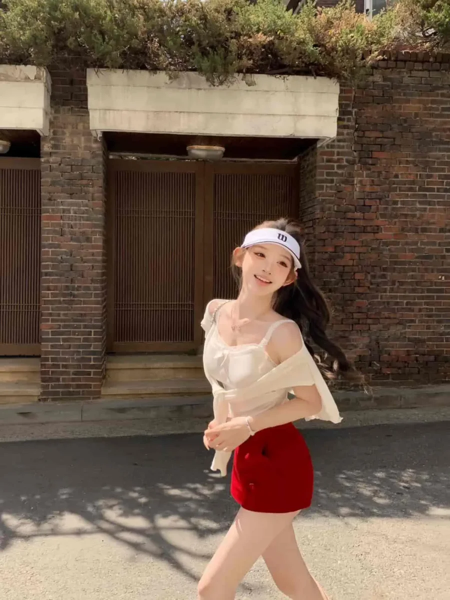 hongkong-kwun-tong-perimeter-167cm-e-cup-girl-portrait 
