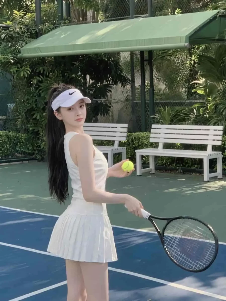 上海长宁区外围170cmD杯纯欲女生网球写真