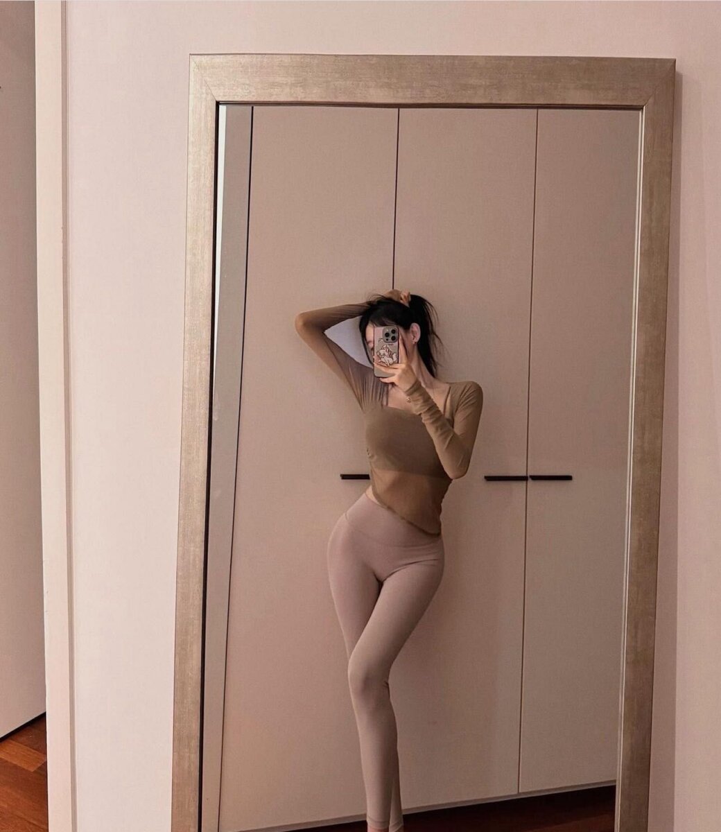 悉尼高端外围模特留学生168cm G杯普拉提女生 运动服写真 气质陪伴